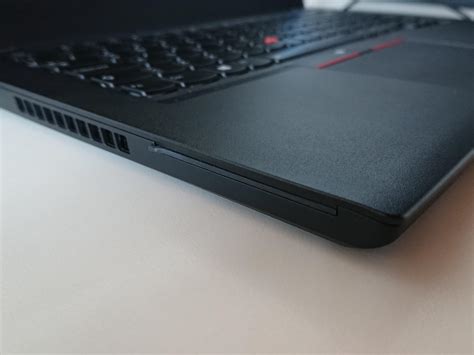 T480 Smartcard reader slot : r/thinkpad  